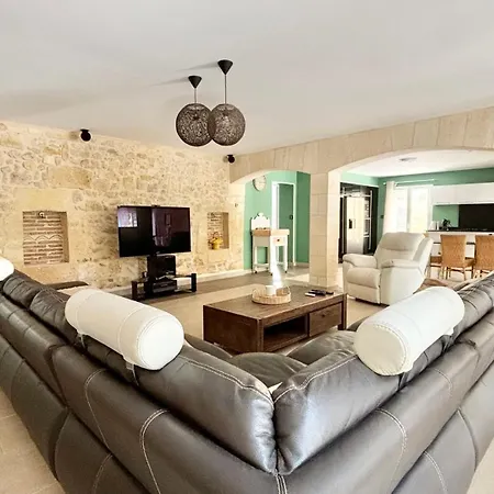 Villa De Moulins Cubnezais