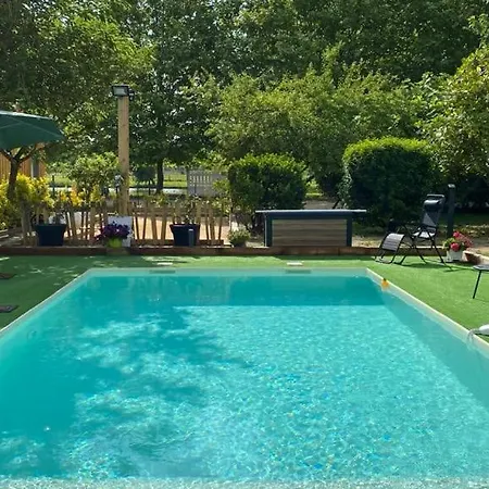 De Moulins Villa *